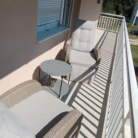 Iva Giulia Apartment *
